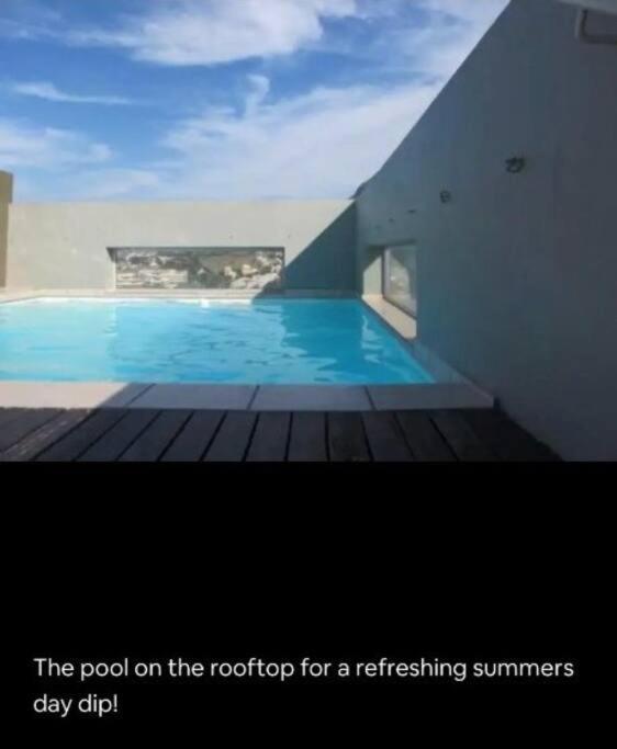 Modern, Trendy And Comfortable 2 Bedroom Apartment In Cidade Do Cabo Exterior foto