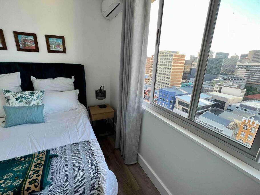 Modern, Trendy And Comfortable 2 Bedroom Apartment In Cidade Do Cabo Exterior foto