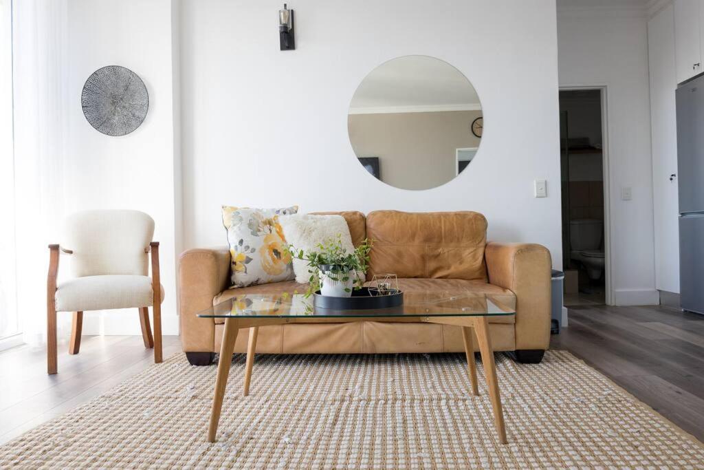 Modern, Trendy And Comfortable 2 Bedroom Apartment In Cidade Do Cabo Exterior foto